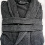 Pilki frotiniai chalatai